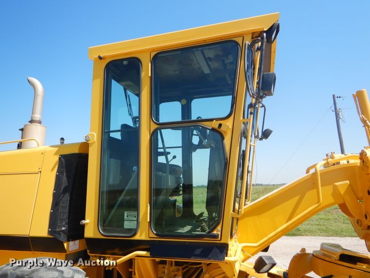 image for item GH9739 2002 Galion 850C motor grader