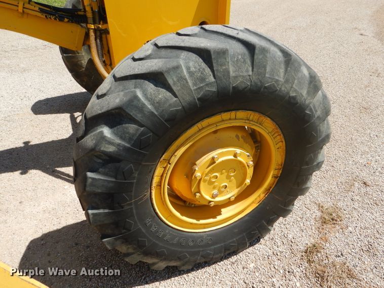 image for item GH9739 2002 Galion 850C motor grader