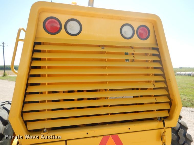 image for item GH9739 2002 Galion 850C motor grader