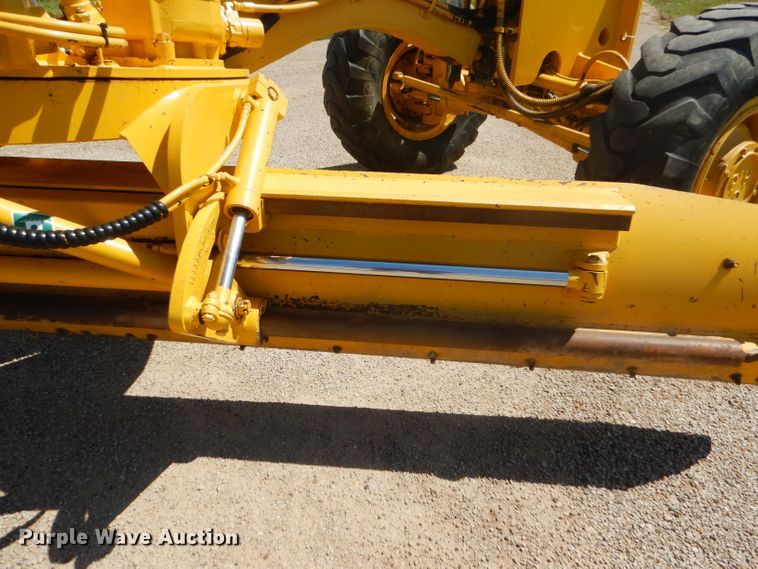 image for item GH9739 2002 Galion 850C motor grader