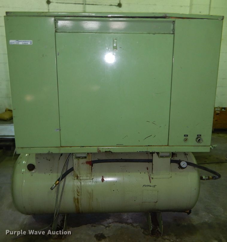 image for item GJ9849 Sullair ES-8 air compressor