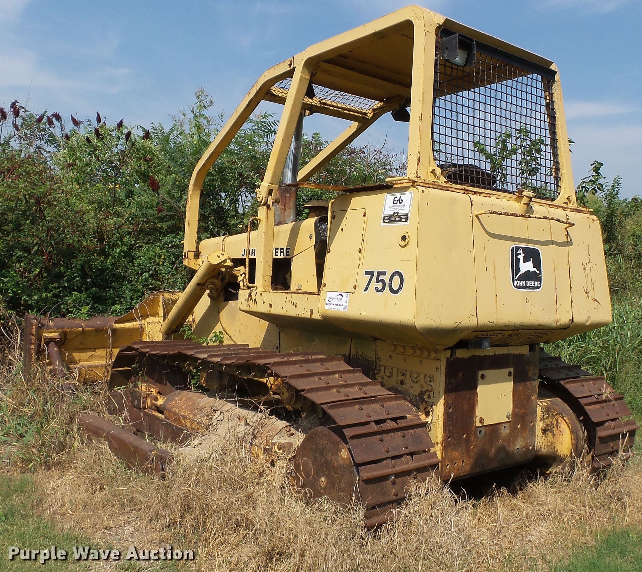 1981 John Deere 750 dozer in Malden, MO Item DE7984 sold Purple Wave
