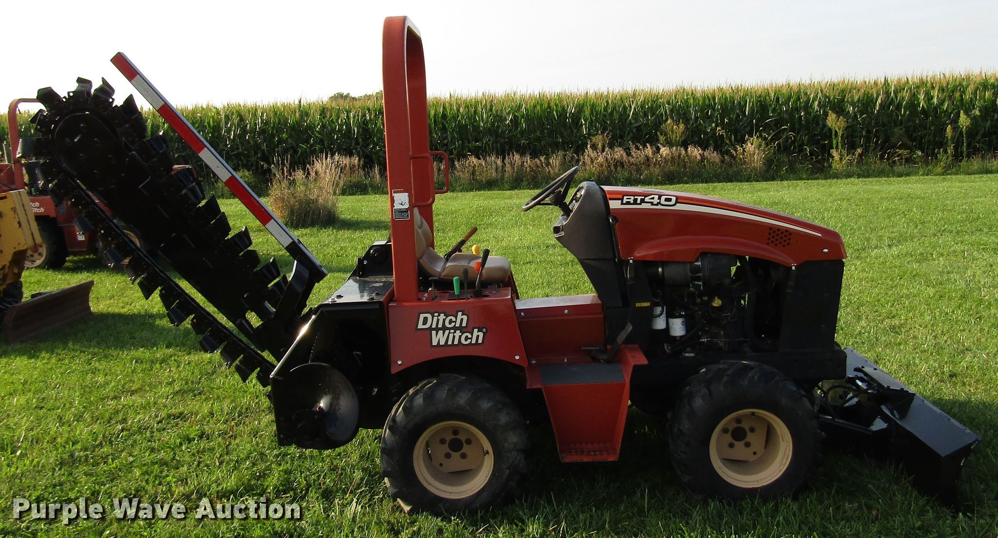 2005 Ditch Witch RT40 trencher in Clinton, IL | Item DG8125 sold ...