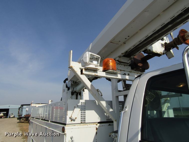 image for item DE2396 2008 Ford F750 Super Duty digger derrick truck