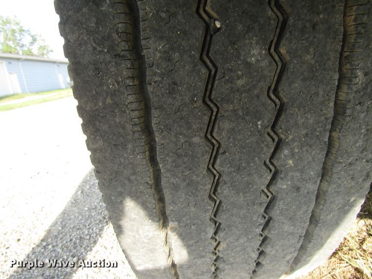 image for item DE2396 2008 Ford F750 Super Duty digger derrick truck