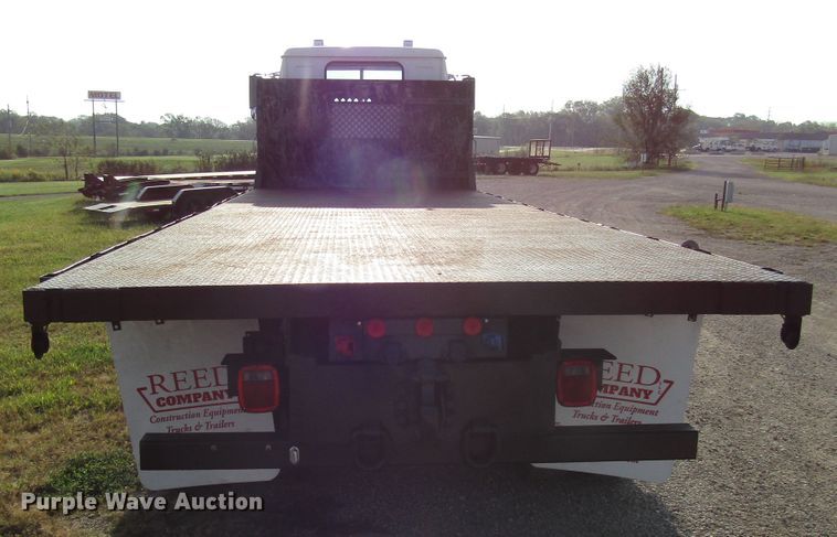 image for item DE2397 2000 Western Star 4864FX flatbed truck