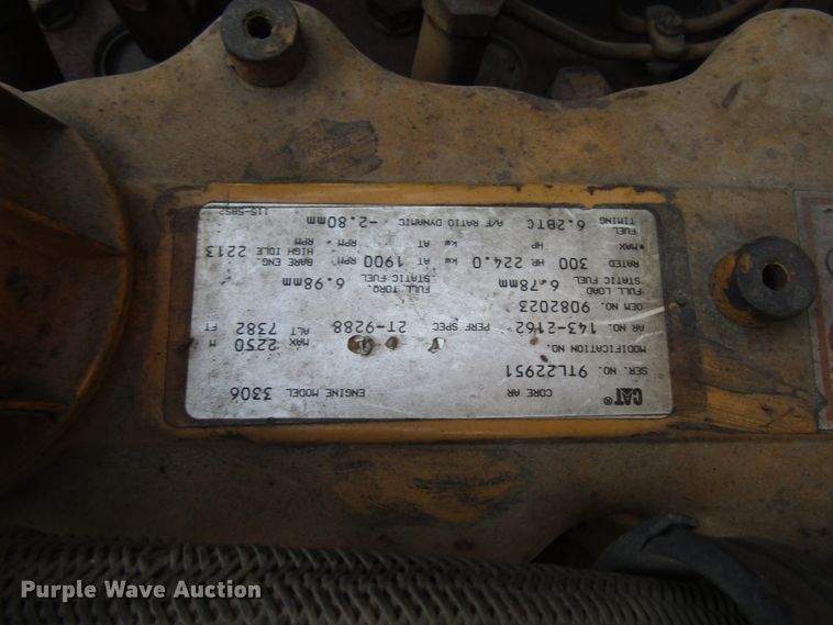 image for item DE2397 2000 Western Star 4864FX flatbed truck