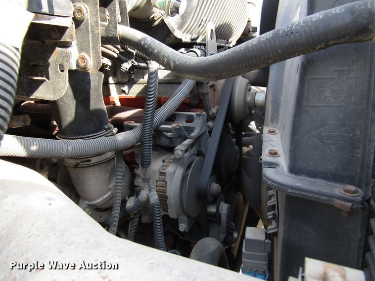 image for item DE2401 2006 GMC C7500 flat dump bed truck