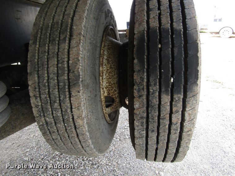 image for item DE2404 2004 Western Star crane truck