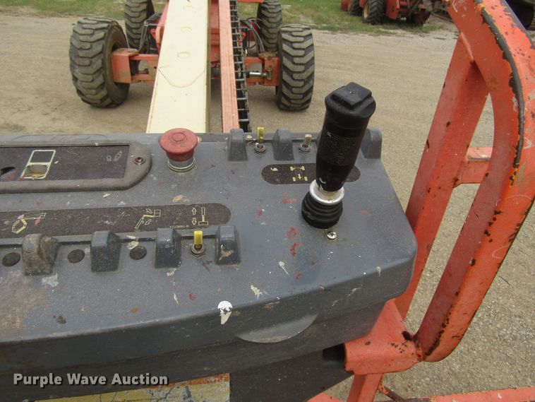 image for item DE2408 2001 JLG 601S boom lift