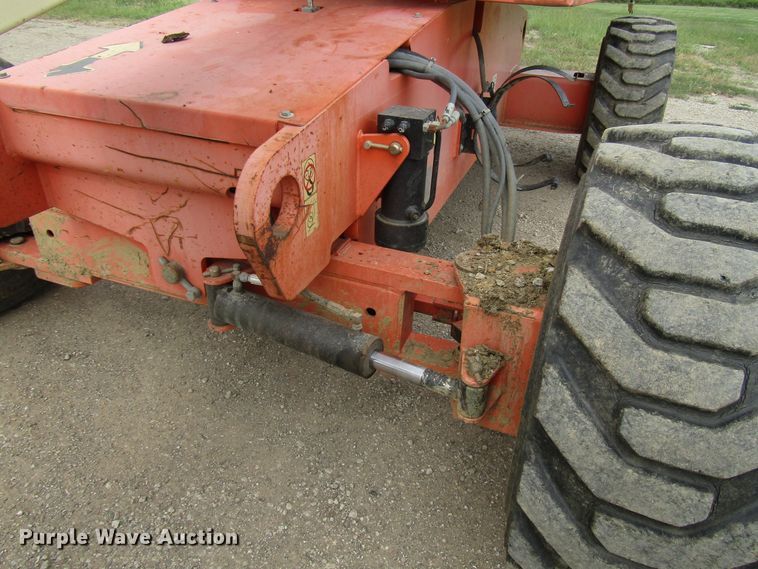 image for item DE2408 2001 JLG 601S boom lift