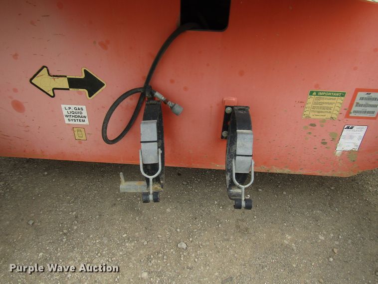 image for item DE2408 2001 JLG 601S boom lift