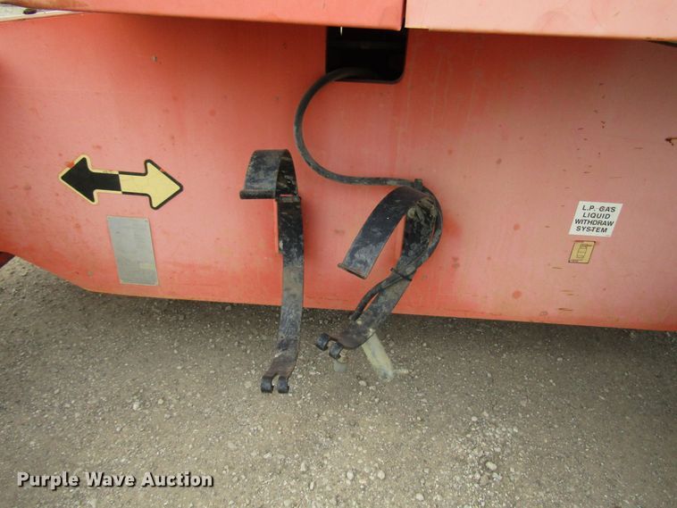 image for item DE2408 2001 JLG 601S boom lift