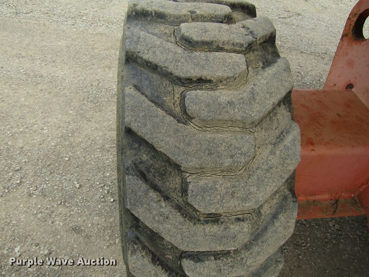 image for item DE2408 2001 JLG 601S boom lift