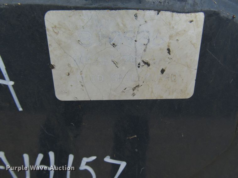 image for item DE2409 70"W skid steer bucket