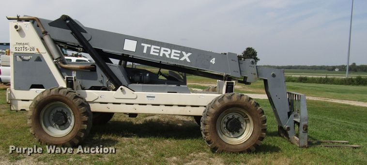 image for item DE2413 Terex TH644C telehandler