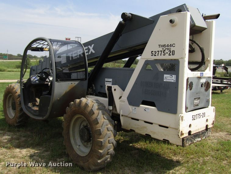 image for item DE2413 Terex TH644C telehandler