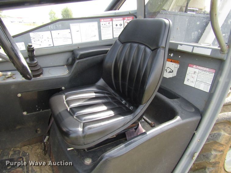 image for item DE2413 Terex TH644C telehandler