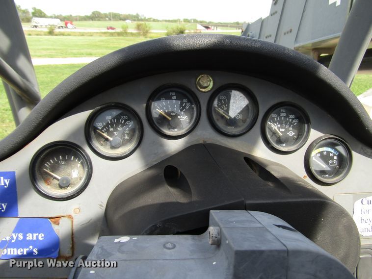 image for item DE2413 Terex TH644C telehandler