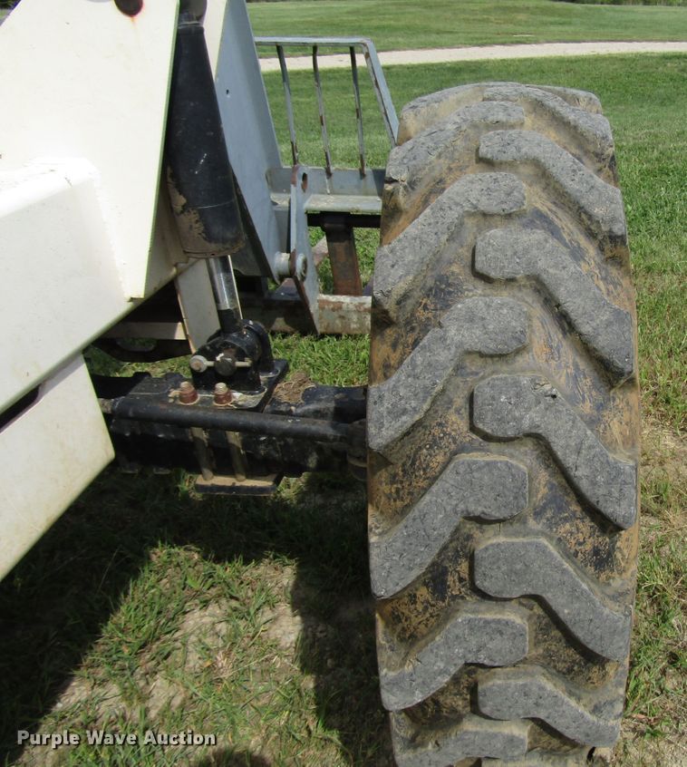 image for item DE2413 Terex TH644C telehandler