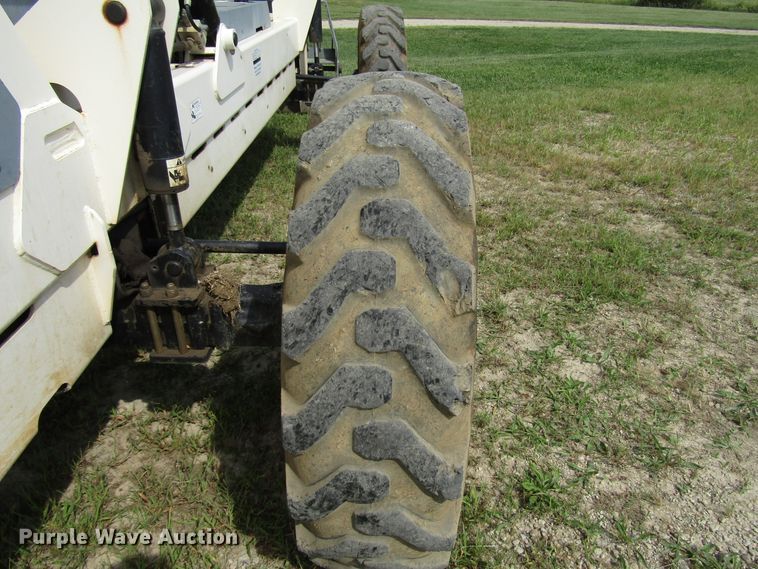 image for item DE2413 Terex TH644C telehandler