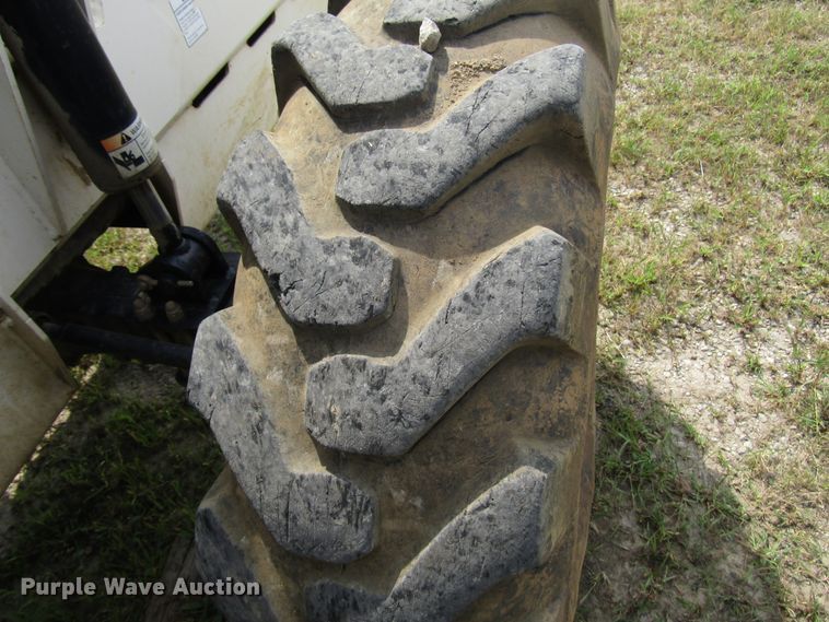 image for item DE2413 Terex TH644C telehandler