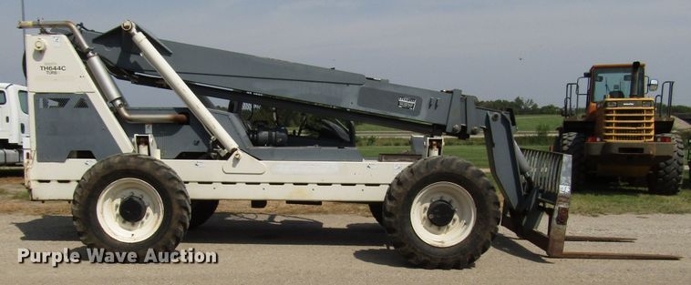 image for item DE2414 2004 Terex TH644C telehandler