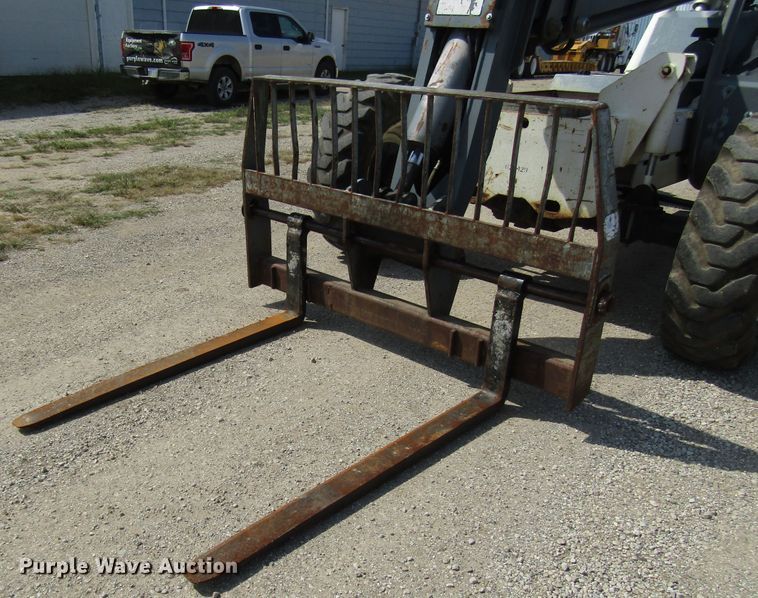 image for item DE2414 2004 Terex TH644C telehandler