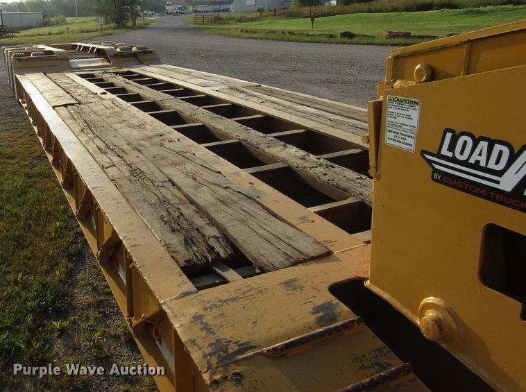 image for item DG8201 2000 Load King HDD503 low boy equipment trailer