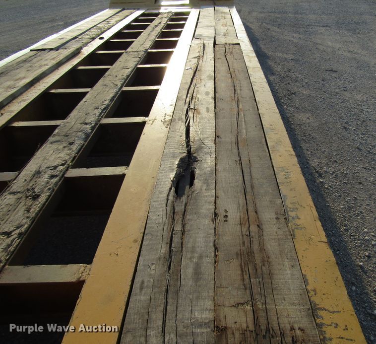 image for item DG8201 2000 Load King HDD503 low boy equipment trailer