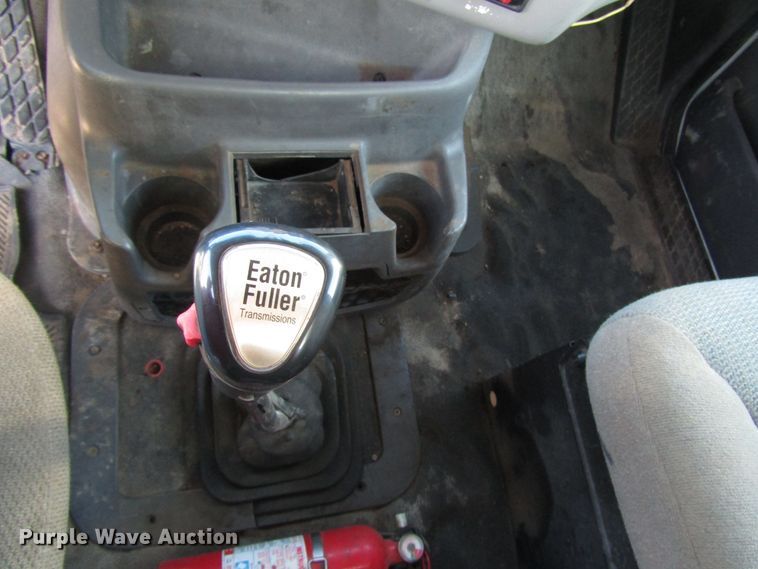 image for item DG8202 1999 Sterling L-Line semi truck