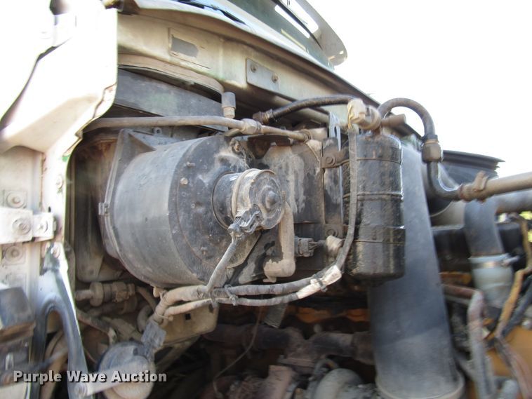 image for item DG8202 1999 Sterling L-Line semi truck