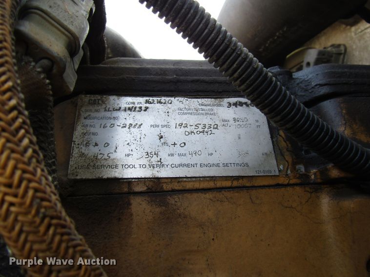 image for item DG8202 1999 Sterling L-Line semi truck