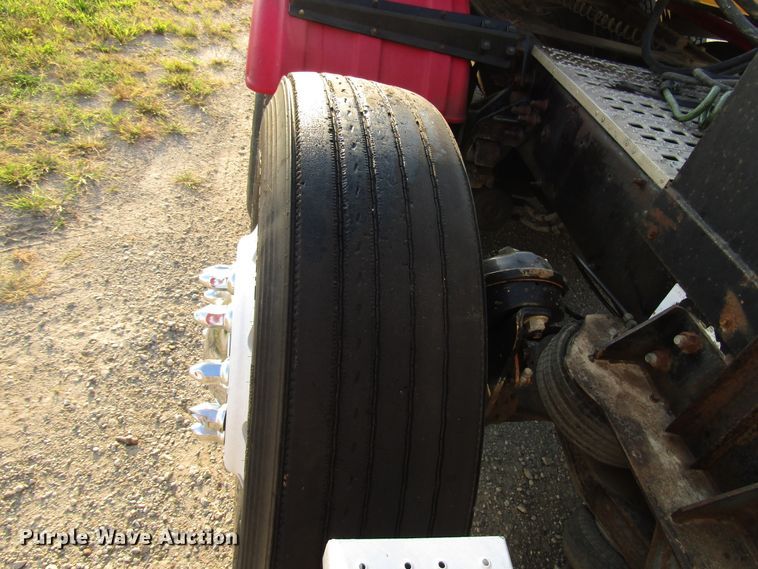 image for item DG8202 1999 Sterling L-Line semi truck