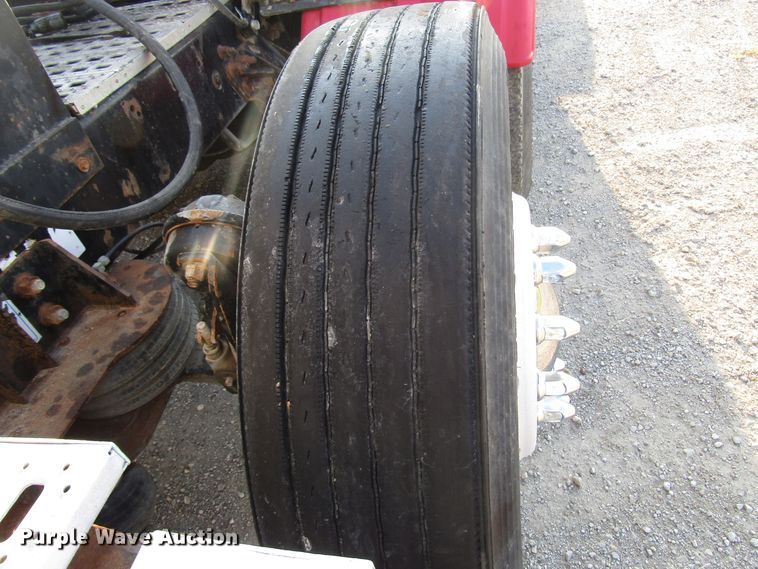 image for item DG8202 1999 Sterling L-Line semi truck