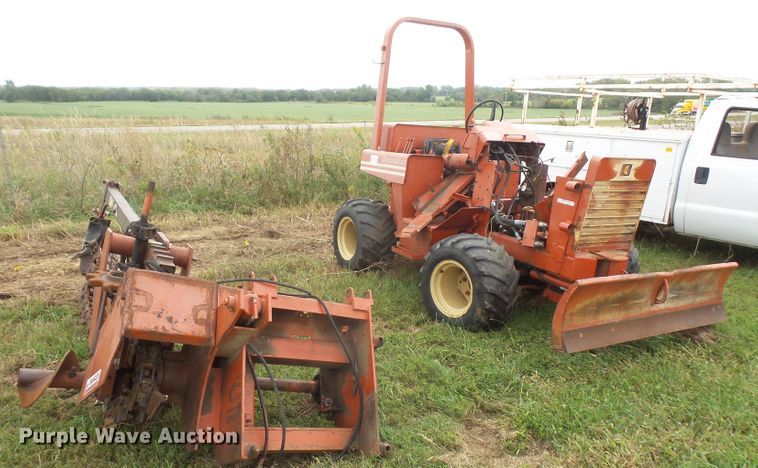image for item FB9307 Ditch Witch 4010 trencher