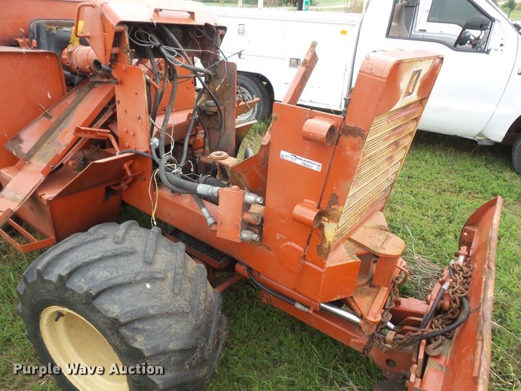 image for item FB9307 Ditch Witch 4010 trencher