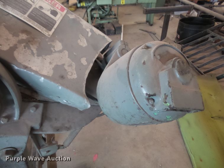 image for item FB9311 Well 8M band saw