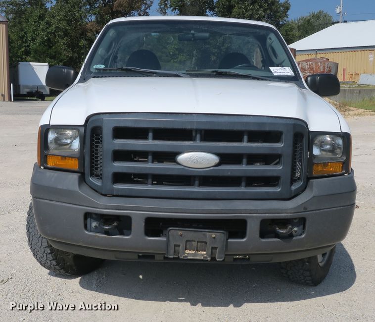 image for item DB10194 2007 Ford F250 Super Duty pickup truck