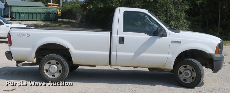 image for item DB10194 2007 Ford F250 Super Duty pickup truck