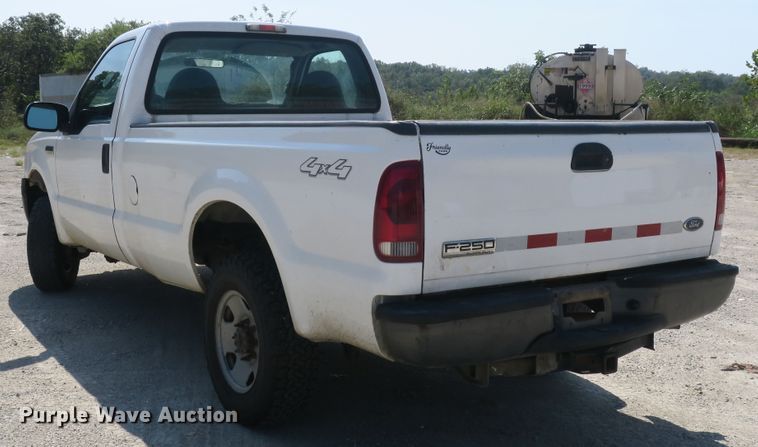 image for item DB10194 2007 Ford F250 Super Duty pickup truck
