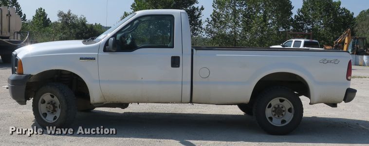 image for item DB10194 2007 Ford F250 Super Duty pickup truck