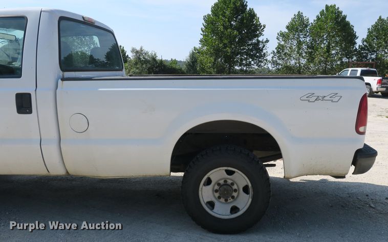 image for item DB10194 2007 Ford F250 Super Duty pickup truck