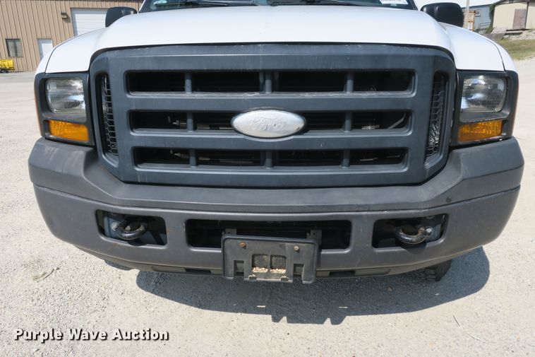 image for item DB10194 2007 Ford F250 Super Duty pickup truck