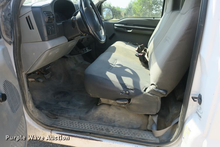 image for item DB10194 2007 Ford F250 Super Duty pickup truck