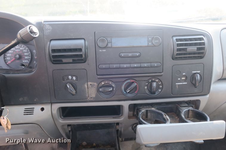 image for item DB10194 2007 Ford F250 Super Duty pickup truck