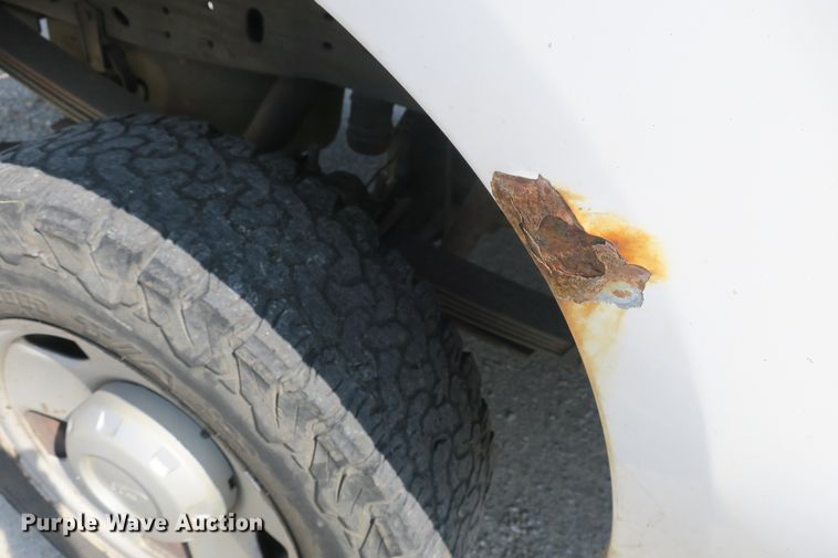 image for item DB10194 2007 Ford F250 Super Duty pickup truck