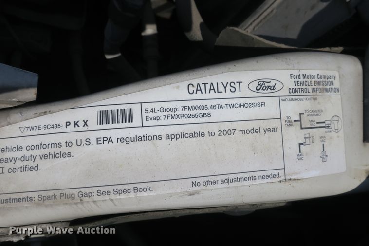 image for item DB10194 2007 Ford F250 Super Duty pickup truck