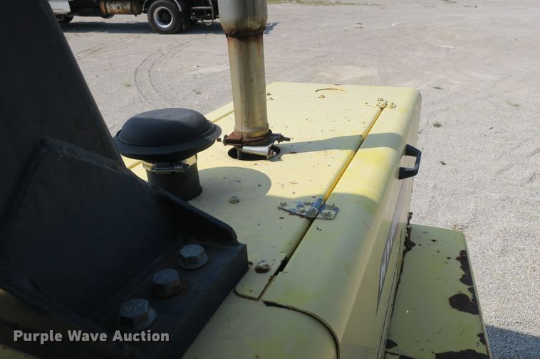 image for item DB10195 Hypac C530AH pneumatic roller