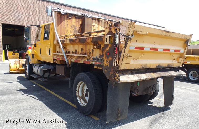 image for item DB2179 2005 International 7400 Crew Cab dump truck
